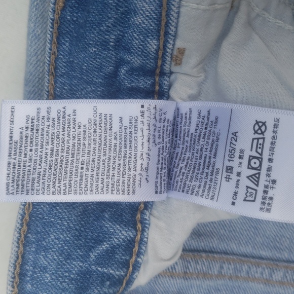 Old Navy Light Blue Ripped Jean Shorts Size 8 - Picture 4 of 6